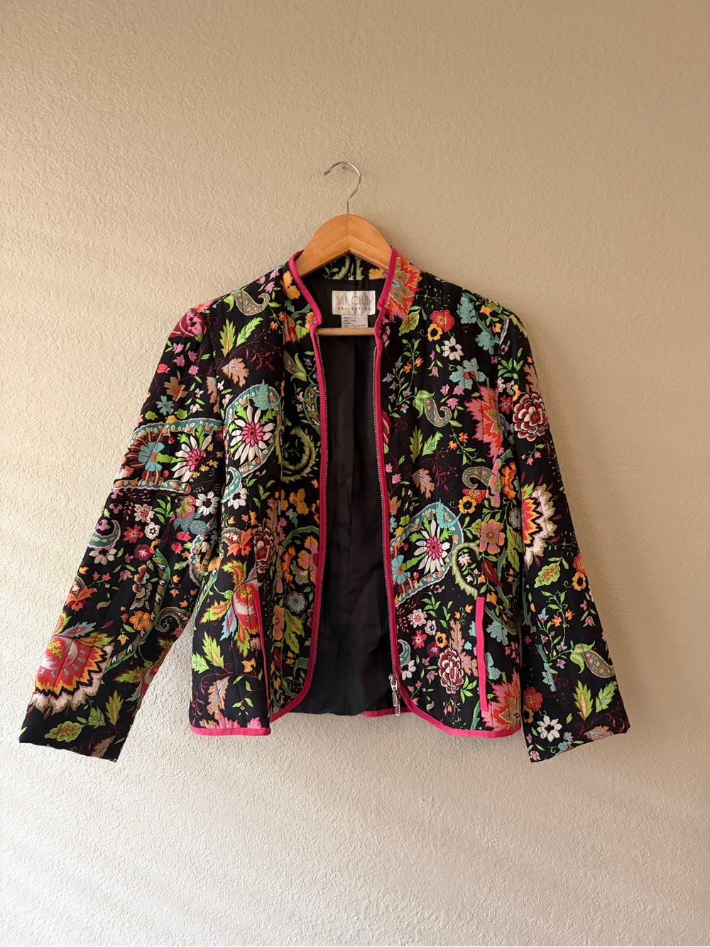 Silk Club Maximalist Floral Quilted Black Jacket with Pink Trim Small 100% silk